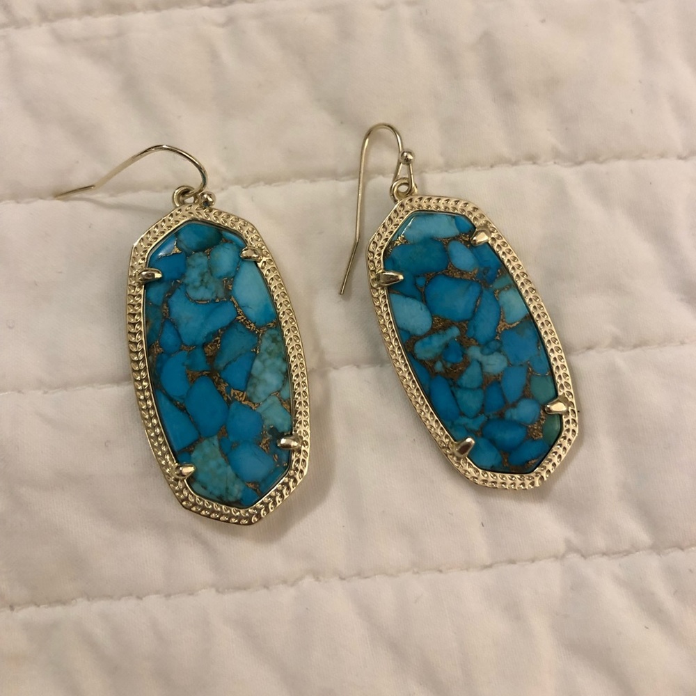 Kendra Scott Dani Gold Drop Turquoise earrings.